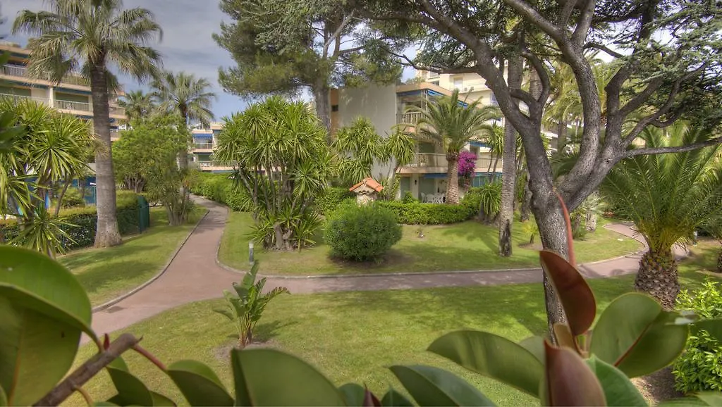 Eden Park 3 Pieces 4 Etoiles 100M Des Plages Piscines Spa Parking Francie