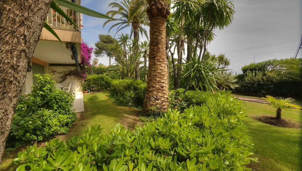 Apartment Eden Park 3 Pieces 4 Etoiles 100M Des Plages Piscines Spa Parking Cannes France