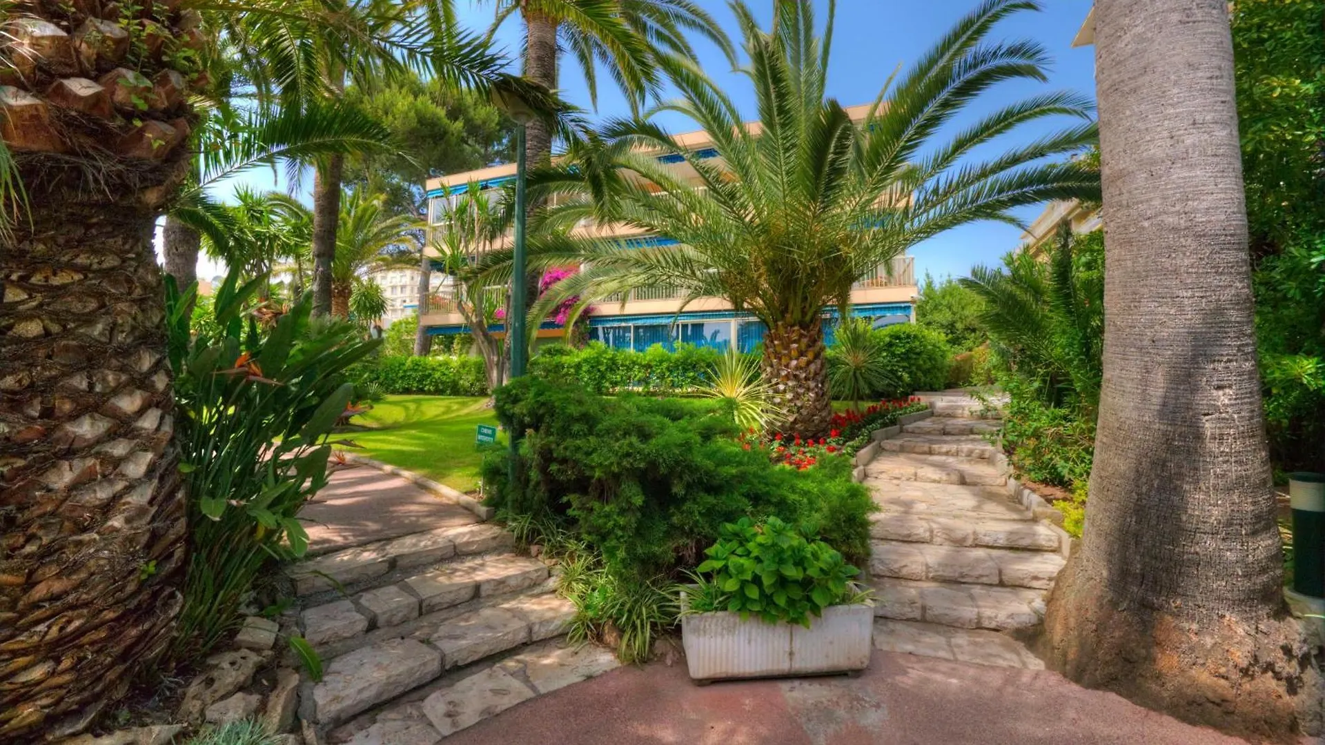 Apartment Eden Park 3 Pieces 4 Etoiles 100M Des Plages Piscines Spa Parking Cannes